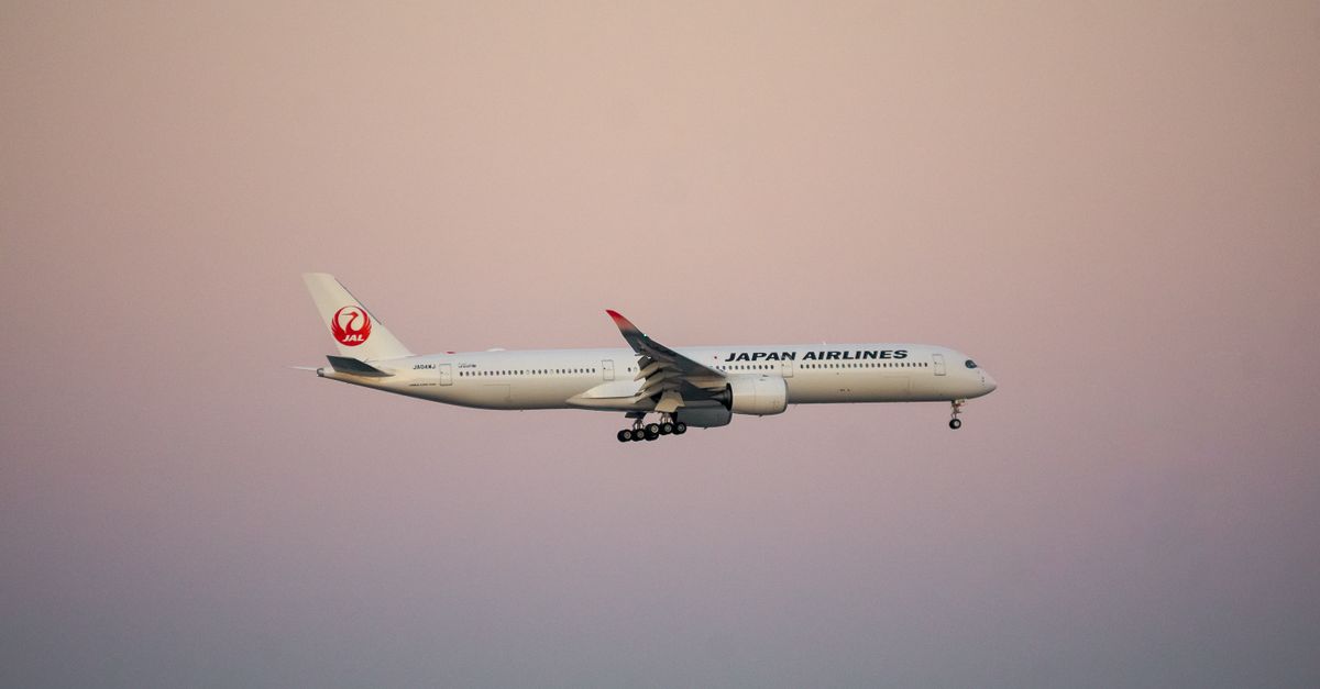 trouvez votre vol de paris à tokyo : comparez les options, préparez votre voyage et découvrez les conseils pratiques pour rejoindre la capitale japonaise.