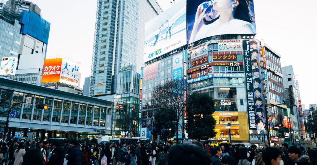 découvrez les incontournables de shibuya : traversée du célèbre carrefour, boutiques tendance, restaurants, lieux de sortie et expériences à ne pas manquer.
