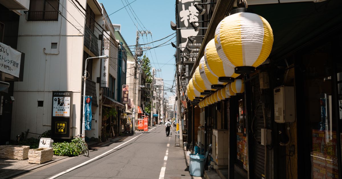 Explore Tokyo’s neighbourhoods, from Asakusa’s traditional lanes to Shibuya’s lively streets, and find the one that suits you.