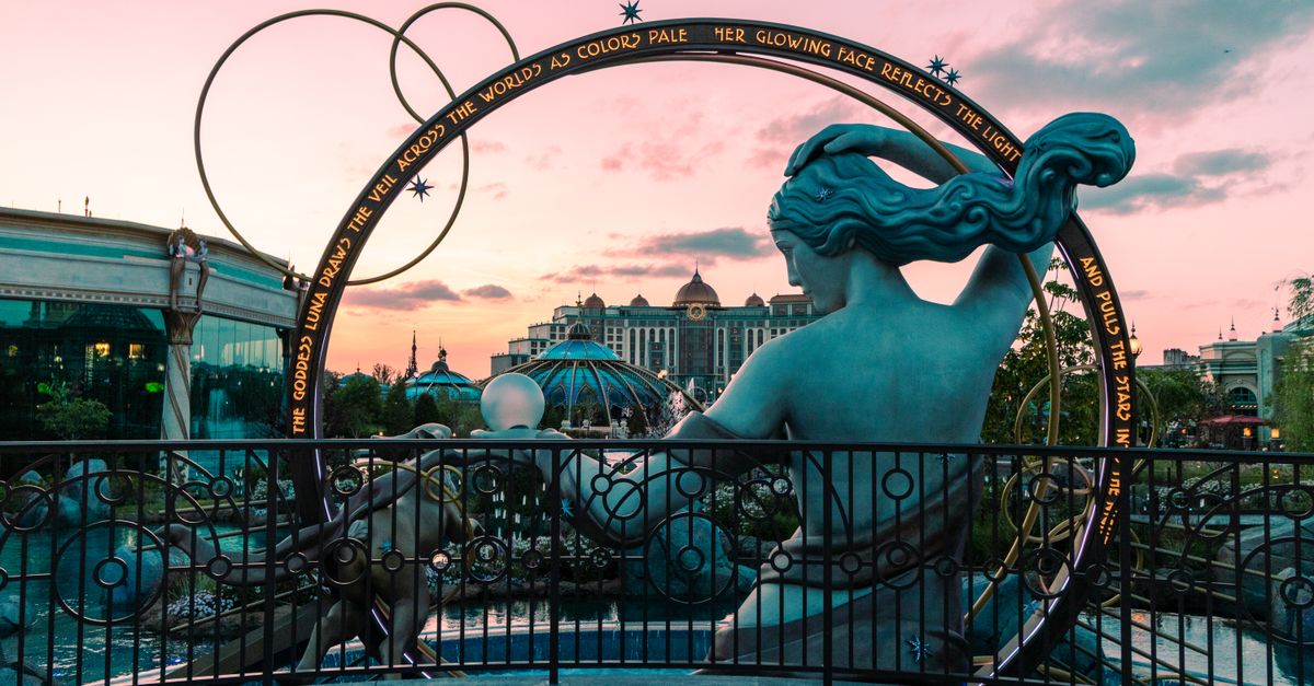découvrez universal studios japan à osaka : attractions immersives, spectacles et univers de films célèbres pour une journée inoubliable en famille.