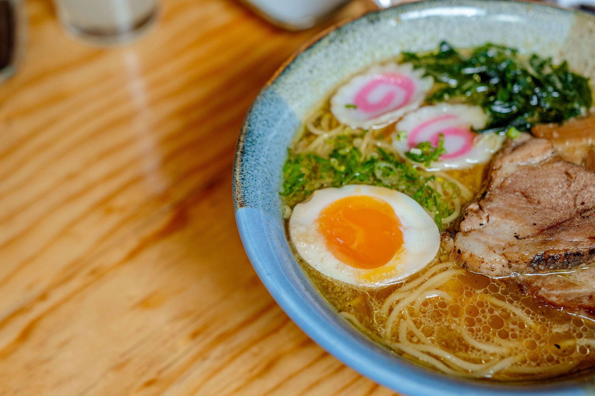 Bol de ramen fumant