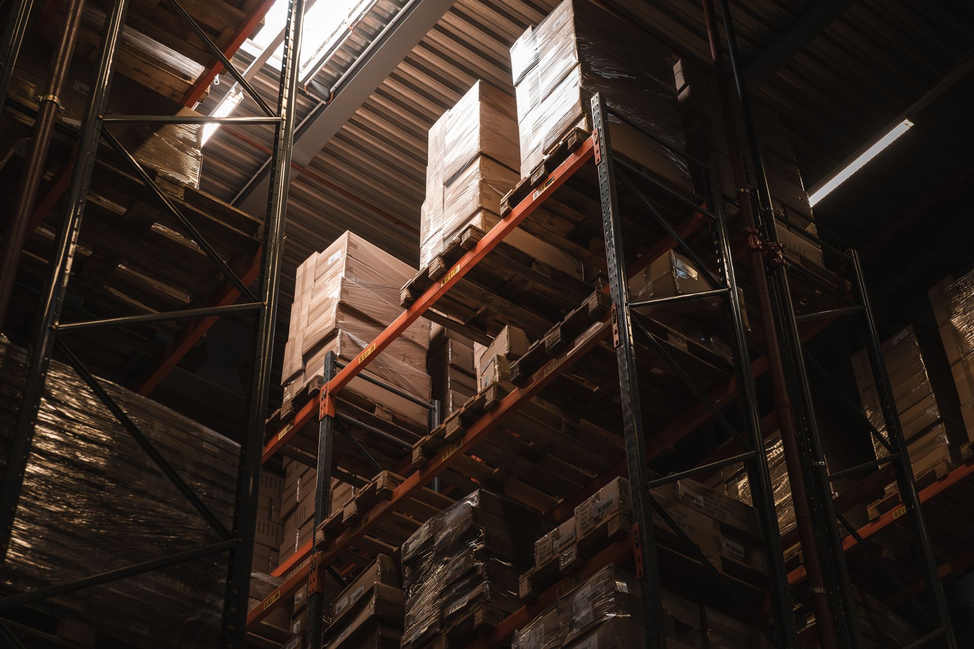 Entrepôt logistique