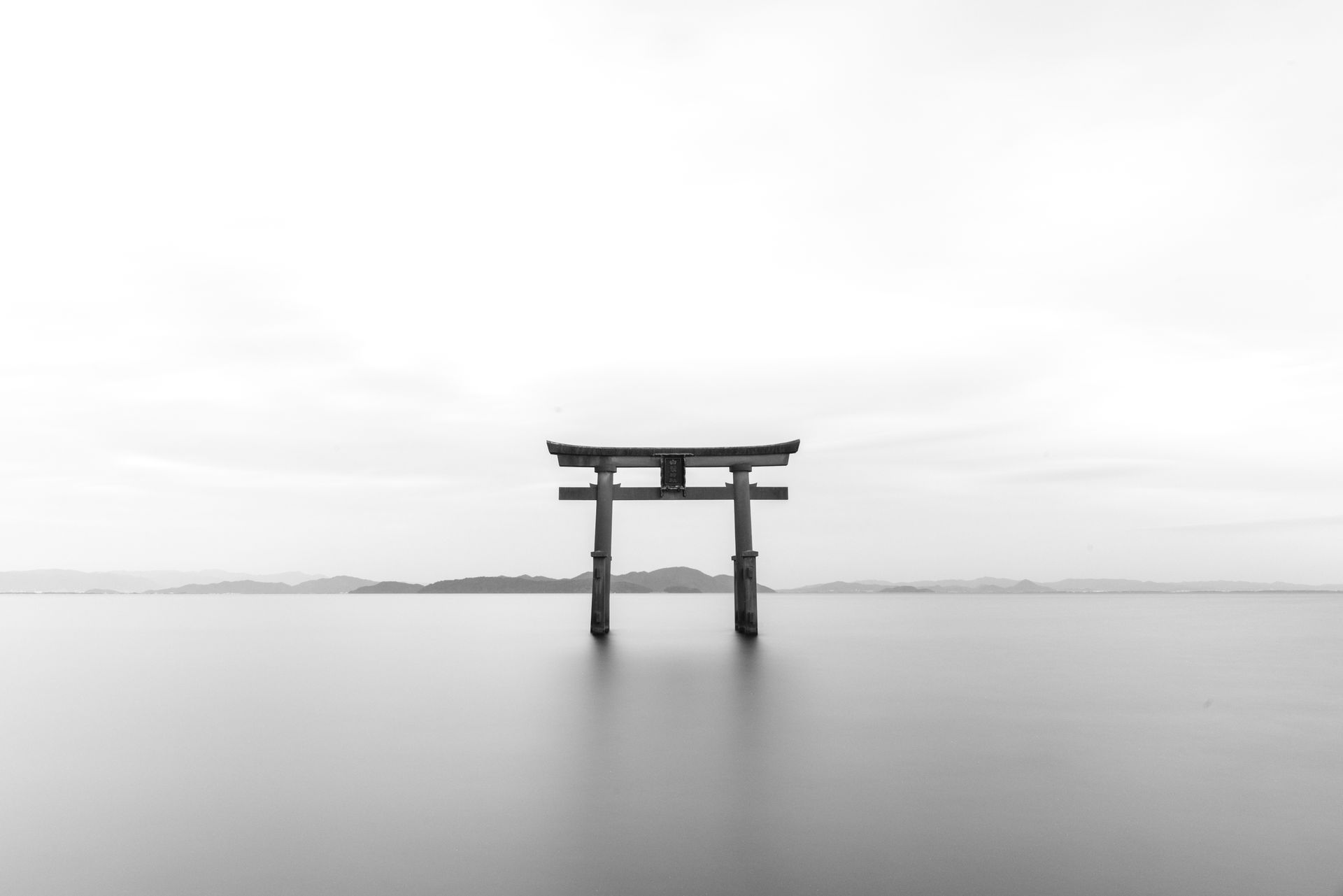 Famille heureuse dans un parc japonais