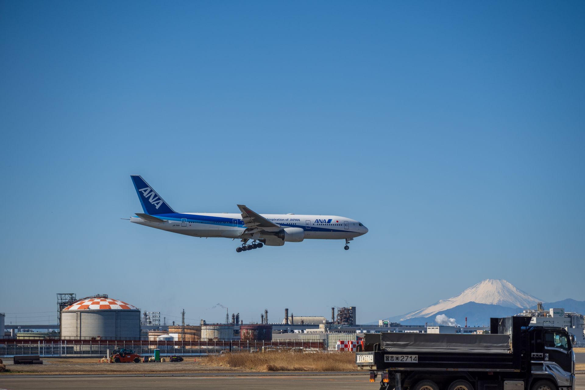 Avion en approche du Mont Fuji, vol vers le Japon